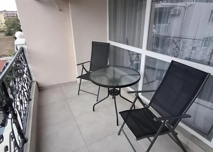 Yana Sanny * Napospart